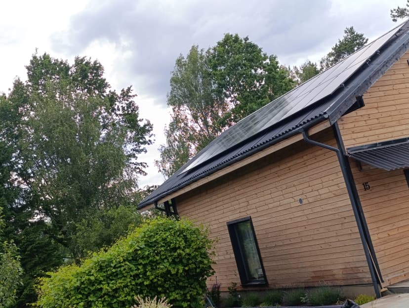 Saulės panelės privačiam namui